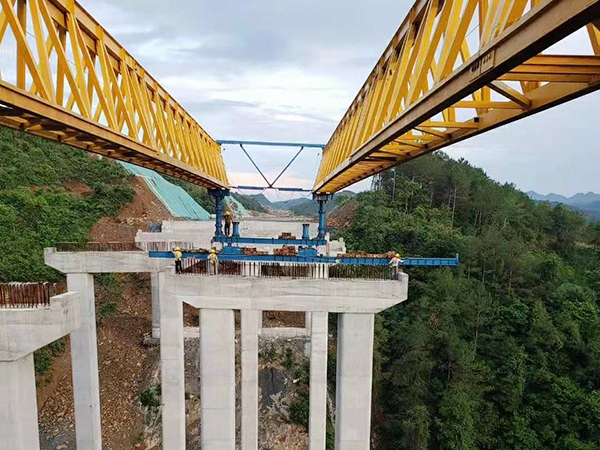 湖南岳阳铁路架桥机租赁介绍铁路架桥机各项性能参数