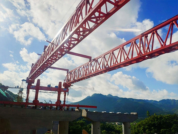 四川泸州铁路架桥机出租介绍铁路架桥机引擎发热的原因