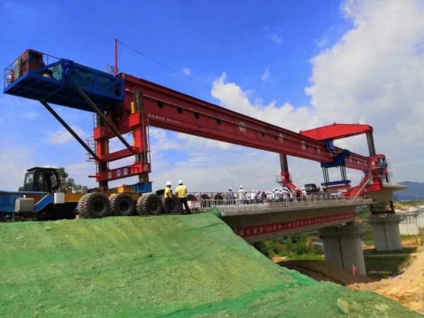 广东珠海铁路架桥机温馨提示